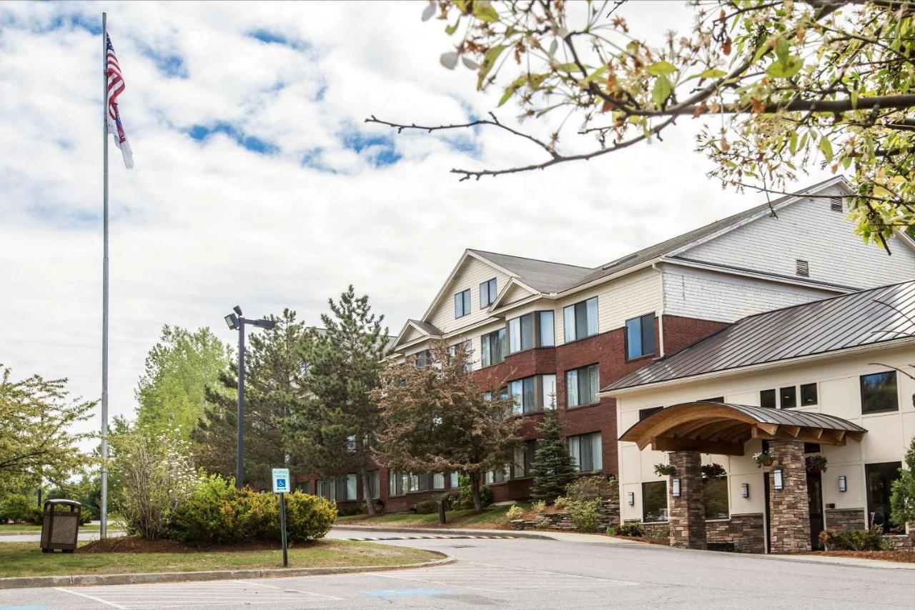 Comfort Suites South Burlington Near University Экстерьер фото